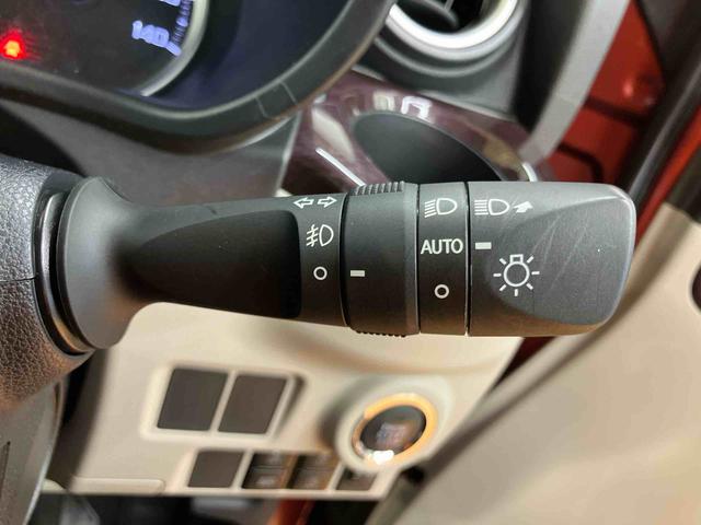 キャストスタイルＧ　ＶＳ　ＳＡIIIパノラマカメラ連動フルセグナビ　ＵＳＢ接続　ブルートゥース対応　前席シートヒーター　衝突被害軽減ブレーキ　横滑り防止装置　オートハイビーム　コートフック付きアシストグリップ　オーバーヘッドコンソール（千葉県）の中古車