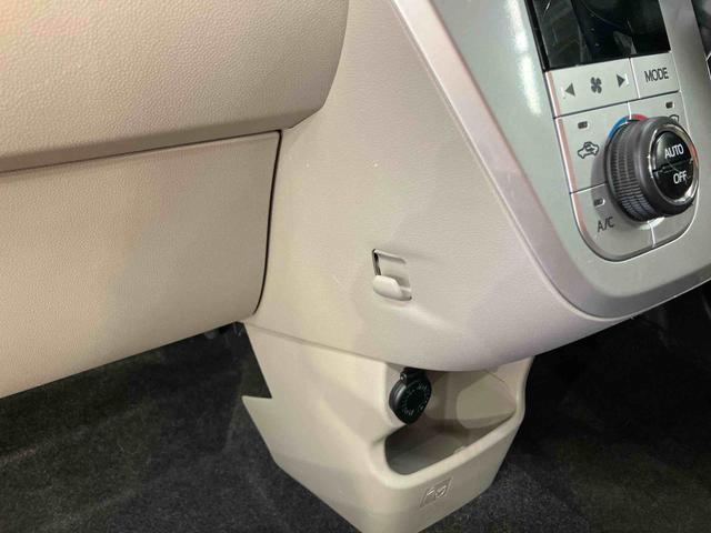 キャストスタイルＧ　ＶＳ　ＳＡIIIパノラマカメラ連動フルセグナビ　ＵＳＢ接続　ブルートゥース対応　前席シートヒーター　衝突被害軽減ブレーキ　横滑り防止装置　オートハイビーム　コートフック付きアシストグリップ　オーバーヘッドコンソール（千葉県）の中古車