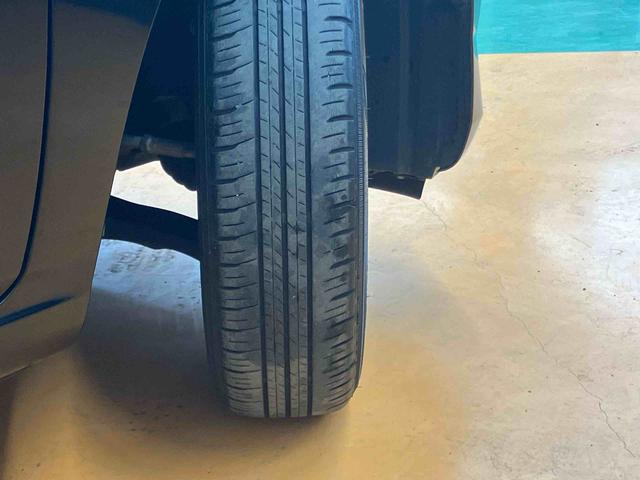 ミライースL横滑り防止装置 アイドリングストップ マニュアルレベリング機能付ハロゲンヘッドライト オートライト オートハイビーム キーレスエントリー ショッピングフック カーペットマット(千葉県)の中古車