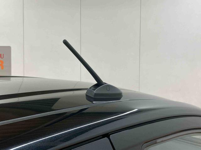 ミライースL横滑り防止装置 アイドリングストップ マニュアルレベリング機能付ハロゲンヘッドライト オートライト オートハイビーム キーレスエントリー ショッピングフック カーペットマット(千葉県)の中古車