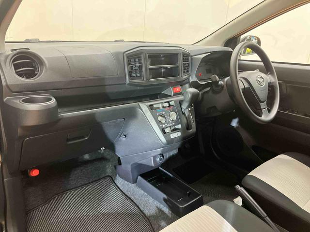 ミライースL横滑り防止装置 アイドリングストップ マニュアルレベリング機能付ハロゲンヘッドライト オートライト オートハイビーム キーレスエントリー ショッピングフック カーペットマット(千葉県)の中古車