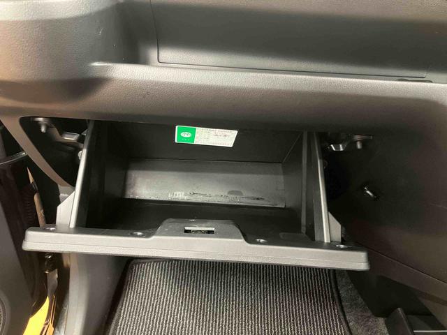 ミライースL横滑り防止装置 アイドリングストップ マニュアルレベリング機能付ハロゲンヘッドライト オートライト オートハイビーム キーレスエントリー ショッピングフック カーペットマット(千葉県)の中古車