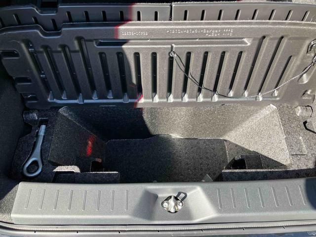 ムーヴＸリミテッドII　ＳＡIIIＣＤ／ＡＵＸ／ＵＳＢ　Ｂカメラ　ＬＥＤヘッドライト　オートライト　アイドリングストップ　ステリモ　キーレスエントリー　スマアシ　盗難防止警報　足踏み式駐車ブレーキ　プライバシーガラス　アルミホイール（千葉県）の中古車