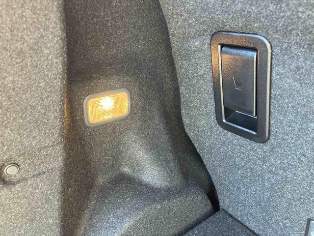 ムーヴＸリミテッドII　ＳＡIIIＣＤ／ＡＵＸ／ＵＳＢ　Ｂカメラ　ＬＥＤヘッドライト　オートライト　アイドリングストップ　ステリモ　キーレスエントリー　スマアシ　盗難防止警報　足踏み式駐車ブレーキ　プライバシーガラス　アルミホイール（千葉県）の中古車