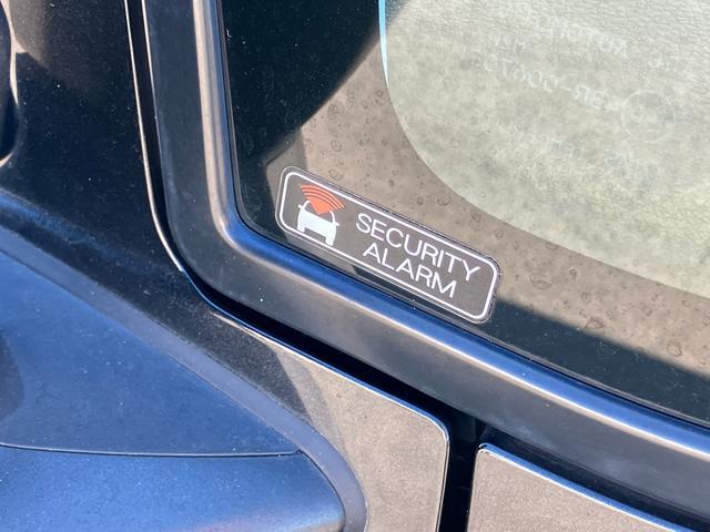 ムーヴＸリミテッドII　ＳＡIIIＣＤ／ＡＵＸ／ＵＳＢ　Ｂカメラ　ＬＥＤヘッドライト　オートライト　アイドリングストップ　ステリモ　キーレスエントリー　スマアシ　盗難防止警報　足踏み式駐車ブレーキ　プライバシーガラス　アルミホイール（千葉県）の中古車