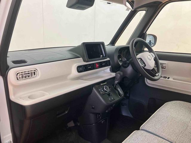 ムーヴキャンバスストライプスＧ衝突回避支援システム　横滑り防止装置　前後コーナーセンサー　ホットカップホルダー　置きラクボックス　ホールド機能付き電動パーキングブレーキ　前席シートヒーター　バニティーミラー付き左右サンバイザー（千葉県）の中古車