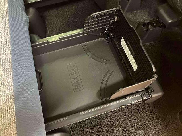 ムーヴキャンバスストライプスG衝突回避支援システム 横滑り防止装置 前後コーナーセンサー ホットカップホルダー 置きラクボックス ホールド機能付き電動パーキングブレーキ 前席シートヒーター バニティーミラー付き左右サンバイザー(千葉県)の中古車