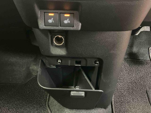 ムーヴキャンバスストライプスG衝突回避支援システム 横滑り防止装置 前後コーナーセンサー ホットカップホルダー 置きラクボックス ホールド機能付き電動パーキングブレーキ 前席シートヒーター バニティーミラー付き左右サンバイザー(千葉県)の中古車