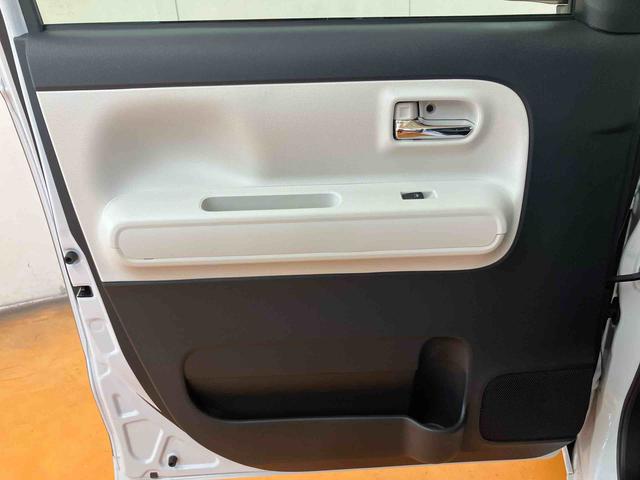 ムーヴキャンバスストライプスＧ衝突回避支援システム　横滑り防止装置　前後コーナーセンサー　ホットカップホルダー　置きラクボックス　ホールド機能付き電動パーキングブレーキ　前席シートヒーター　バニティーミラー付き左右サンバイザー（千葉県）の中古車