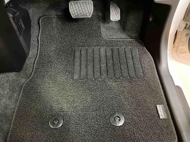 ムーヴキャンバスストライプスＧ衝突回避支援システム　横滑り防止装置　前後コーナーセンサー　ホットカップホルダー　置きラクボックス　ホールド機能付き電動パーキングブレーキ　前席シートヒーター　バニティーミラー付き左右サンバイザー（千葉県）の中古車