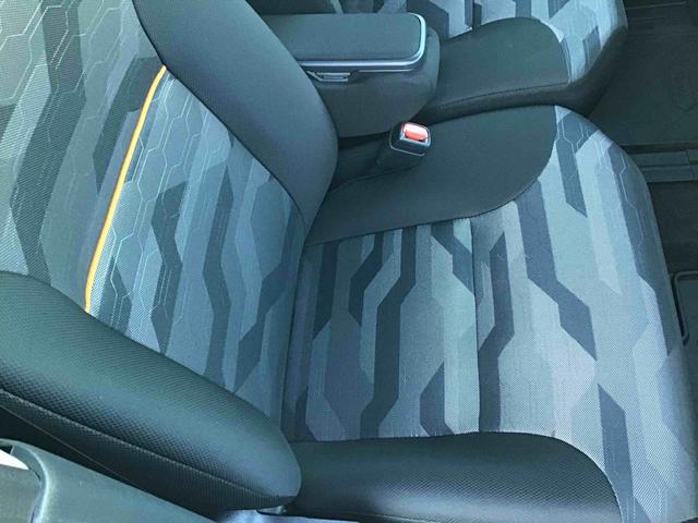 タントファンクロスターボ両側電動パワースライドドア・シートヒーター・ＬＥＤヘッドライト・ＬＥＤフォグランプ・４方向コーナーセンサー付き（千葉県）の中古車