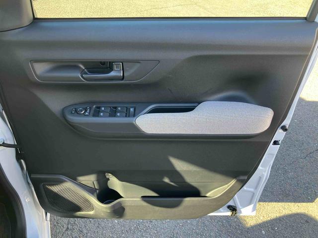 ムーヴＸ左側電動スライドドア　バックカメラ　ＬＥＤヘッドライト　オートライト　オートハイビーム　衝突被害軽減ブレーキ　前後コーナーセンサー　キーフリーシステム　盗難防止アラーム　足踏み式駐車ブレーキ　ステリモ（千葉県）の中古車