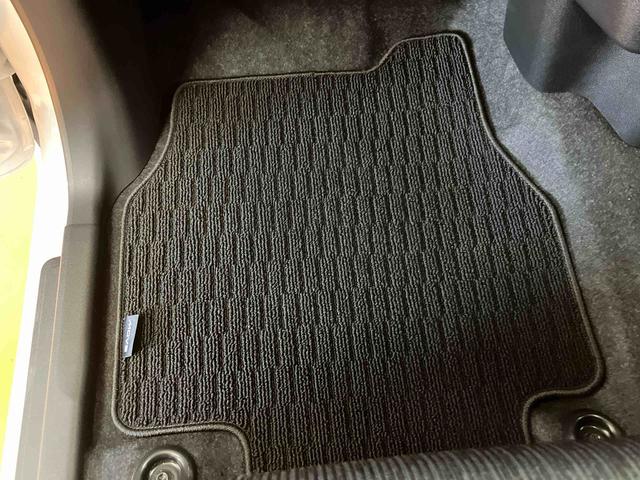 ムーヴＲＳ衝突回避支援システム　横滑り防止装置　アダプティブクルーズコントロール　アイドリングストップ　前後コーナーセンサー　両側電動スライドドア　プッシュエンジンスタート　キーフリーシステム（千葉県）の中古車