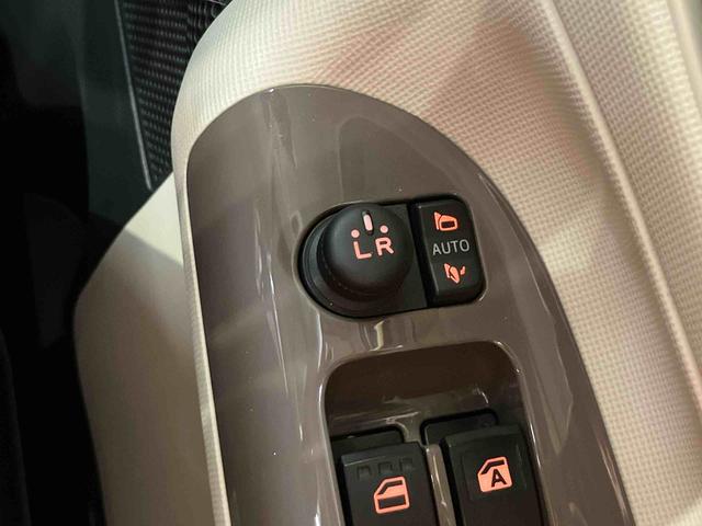 ムーヴキャンバスXリミテッドメイクアップ SAIIナビ/BT/TV/DISC/Bカメラ/ステアスイッチ ETC 両側パワスラ LEDフォグランプ メッキモール スマートキー オートエアコン オート格納ドアミラー 置きラクBOX 衝突被害軽減ブレーキ(千葉県)の中古車