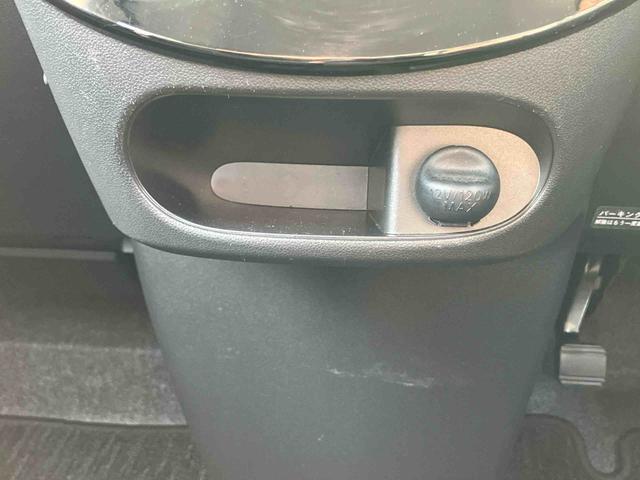 タントカスタムＸ　ＳＡIIIナビ／ＴＶ／ＤＶＤ／ＢＴ／ＵＳＢ　ＬＥＤヘッドライト　オートライト　運転席シートヒーター　左側電動スライドドア　スマアシ　横滑り防止装置　キーフリーシステム　イモビライザー　盗難防止警報　アルミ（千葉県）の中古車