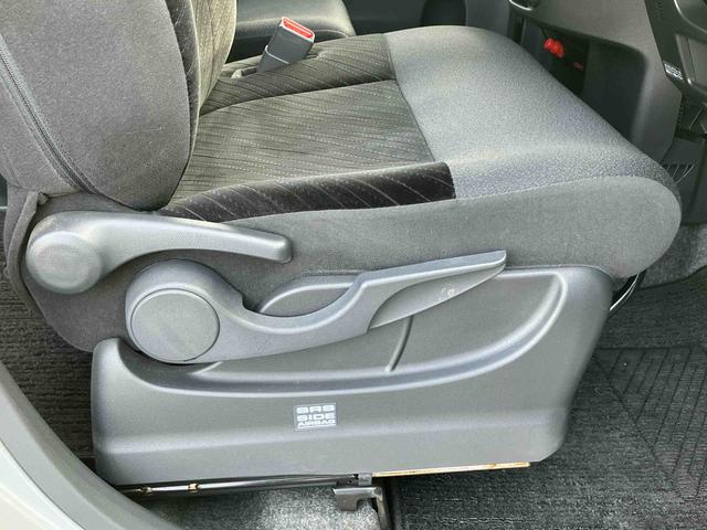 タントカスタムＸ　ＳＡIIIナビ／ＴＶ／ＤＶＤ／ＢＴ／ＵＳＢ　ＬＥＤヘッドライト　オートライト　運転席シートヒーター　左側電動スライドドア　スマアシ　横滑り防止装置　キーフリーシステム　イモビライザー　盗難防止警報　アルミ（千葉県）の中古車