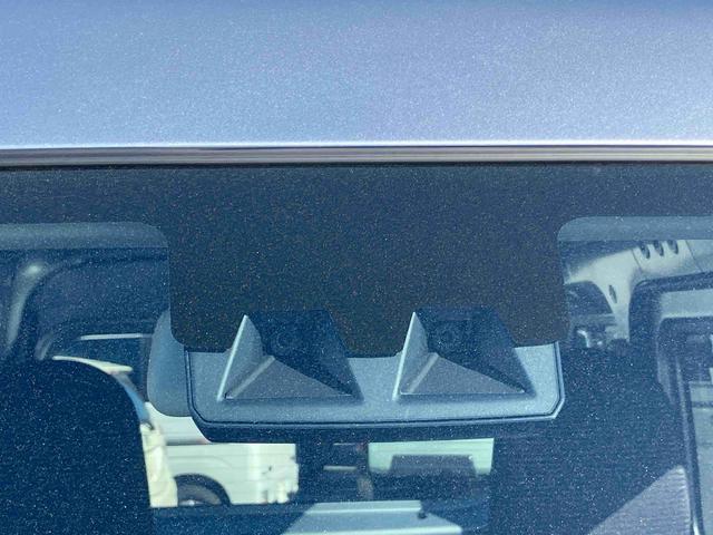 ハイゼットカーゴデラックス衝突被害軽減ブレーキ　誤発進抑制制御　横滑り防止装置　空転防止装置　ＡＢＳ　オートライト　オートハイビーム　前後コーナーセンサー　オーバーヘッドシェルフ　プライバシーガラス　キーレス　集中ドアロック（千葉県）の中古車