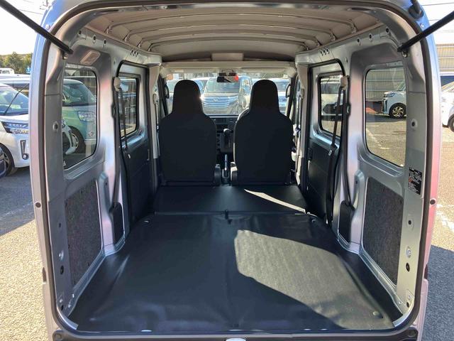 ハイゼットカーゴデラックス衝突被害軽減ブレーキ　誤発進抑制制御　横滑り防止装置　空転防止装置　ＡＢＳ　オートライト　オートハイビーム　前後コーナーセンサー　オーバーヘッドシェルフ　プライバシーガラス　キーレス　集中ドアロック（千葉県）の中古車