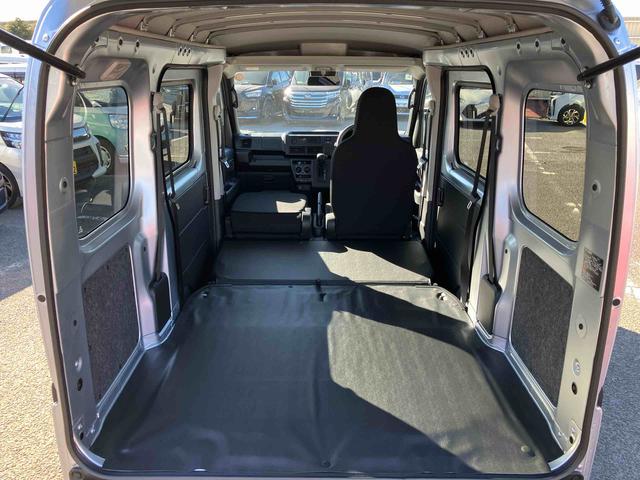 ハイゼットカーゴデラックス衝突被害軽減ブレーキ　誤発進抑制制御　横滑り防止装置　空転防止装置　ＡＢＳ　オートライト　オートハイビーム　前後コーナーセンサー　オーバーヘッドシェルフ　プライバシーガラス　キーレス　集中ドアロック（千葉県）の中古車