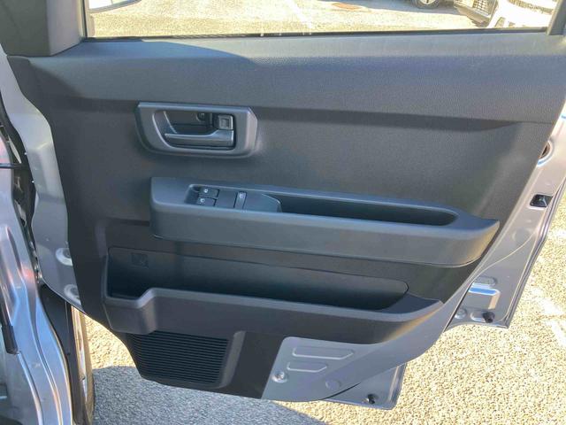 ハイゼットカーゴデラックス衝突被害軽減ブレーキ　誤発進抑制制御　横滑り防止装置　空転防止装置　ＡＢＳ　オートライト　オートハイビーム　前後コーナーセンサー　オーバーヘッドシェルフ　プライバシーガラス　キーレス　集中ドアロック（千葉県）の中古車