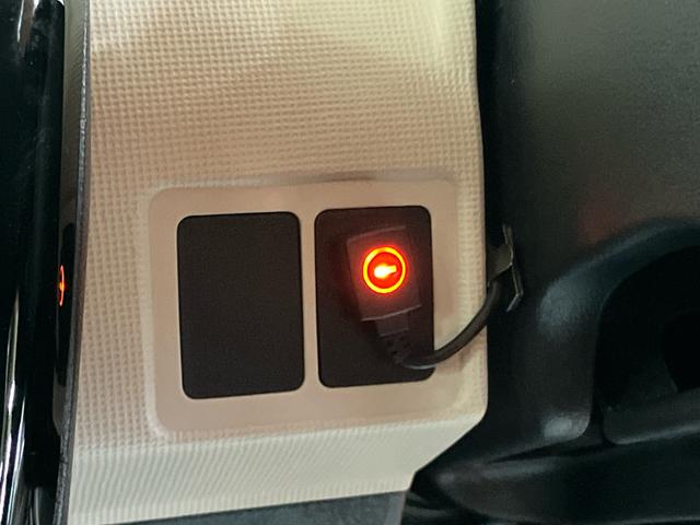 ムーヴキャンバスGブラックアクセントリミテッド SAIIIパノラマカメラ連動フルセグナビ ブルートゥース対応 フロントドライブレコーダー連動 両側電動スライドドア 置きラクボックス 衝突被害軽減ブレーキ 横滑り防止装置 オートライト オートハイビーム(千葉県)の中古車