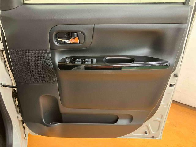 ムーヴキャンバスGブラックアクセントリミテッド SAIIIパノラマカメラ連動フルセグナビ ブルートゥース対応 フロントドライブレコーダー連動 両側電動スライドドア 置きラクボックス 衝突被害軽減ブレーキ 横滑り防止装置 オートライト オートハイビーム(千葉県)の中古車