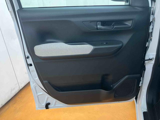 ムーヴＸ衝突回避支援システム　横滑り防止装置　アイドリングストップ　オートライト　オートハイビーム　ＬＥＤヘッドライト　前後コーナーセンサー　バニティーミラー付き左右サンバイザー　左側電動スライドドア（千葉県）の中古車