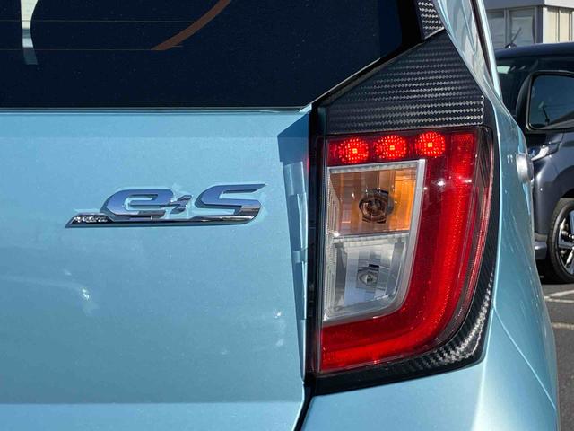 ミライースＸ　ＳＡIIIスマアシ　ＬＥＤヘッドランプ　オートライト　オートハイビーム　前後コーナーセンサー　スモークガラス　デジタルメーター　サイドレバー式駐車ブレーキ　電動格納ドアミラー　キーレスエントリー　盗難防止警報（千葉県）の中古車