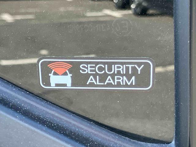 ミライースＸ　ＳＡIIIスマアシ　ＬＥＤヘッドランプ　オートライト　オートハイビーム　前後コーナーセンサー　スモークガラス　デジタルメーター　サイドレバー式駐車ブレーキ　電動格納ドアミラー　キーレスエントリー　盗難防止警報（千葉県）の中古車