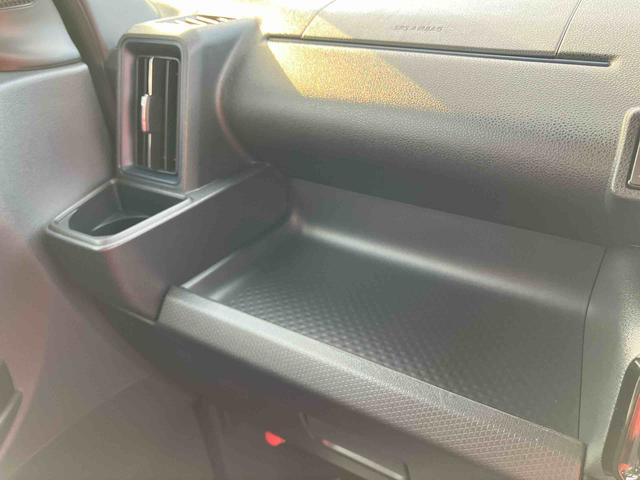 タントカスタムＲＳ純正メモリーナビ　ナビ連動純正ドライブレコーダー　純正ビルトイン型ＥＴＣ　両側電動スライドドア　ターボ車　衝突回避支援ブレーキ　誤発進抑制装置　アイドリングストップ　スマートキー　オートライト（千葉県）の中古車