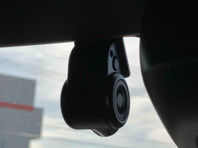 タントカスタムＸスタイルセレクションナビ／ＴＶ／ＤＶＤ／ＢＴ／ＵＳＢ　Ｂカメラ　前後ドラレコ　ＥＴＣ　両側Ｐスライド　ＬＥＤヘッドライト　オートライト　オートハイビーム　スマアシ　前後コ−ナ−センサー　シートヒーター　キーフリー　アルミ（千葉県）の中古車