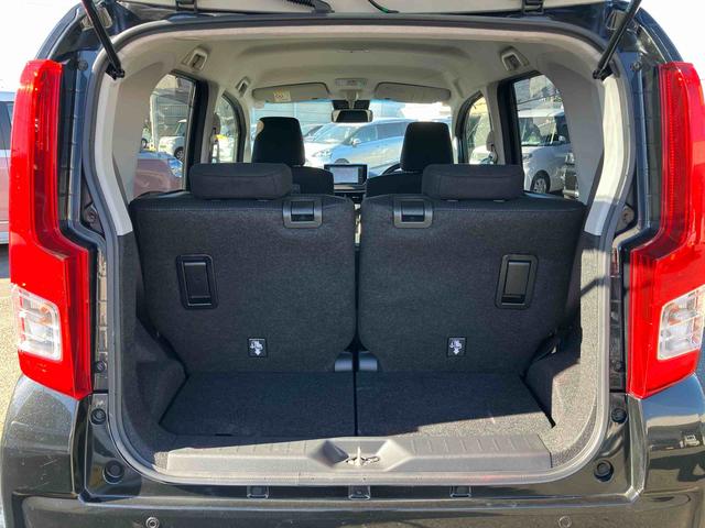 ムーヴＸリミテッドII　ＳＡIIIキーフリー（リモコンエンジンスターター付）　ＣＤ／ＢＴ／ＵＳＢ／ＤＶＤ　バックカメラ　運転席シートヒーター　トップシェイドガラス　アルミ　ＬＥＤヘッドライト　オートライト　革巻きステアリング　ステリモ（千葉県）の中古車