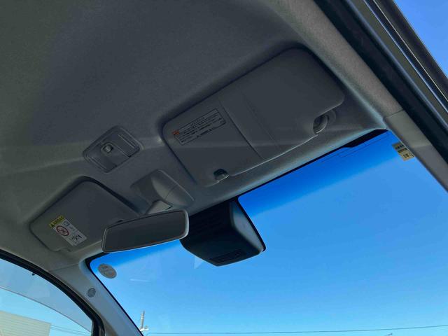 ムーヴＸリミテッドII　ＳＡIIIキーフリー（リモコンエンジンスターター付）　ＣＤ／ＢＴ／ＵＳＢ／ＤＶＤ　バックカメラ　運転席シートヒーター　トップシェイドガラス　アルミ　ＬＥＤヘッドライト　オートライト　革巻きステアリング　ステリモ（千葉県）の中古車