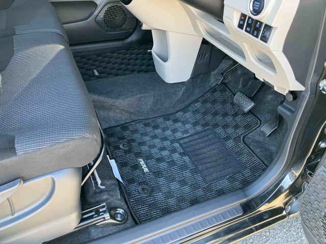 ムーヴＸリミテッドII　ＳＡIIIキーフリー（リモコンエンジンスターター付）　ＣＤ／ＢＴ／ＵＳＢ／ＤＶＤ　バックカメラ　運転席シートヒーター　トップシェイドガラス　アルミ　ＬＥＤヘッドライト　オートライト　革巻きステアリング　ステリモ（千葉県）の中古車