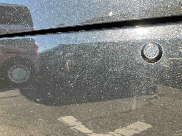 ムーヴＸリミテッドII　ＳＡIIIキーフリー（リモコンエンジンスターター付）　ＣＤ／ＢＴ／ＵＳＢ／ＤＶＤ　バックカメラ　運転席シートヒーター　トップシェイドガラス　アルミ　ＬＥＤヘッドライト　オートライト　革巻きステアリング　ステリモ（千葉県）の中古車