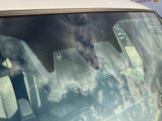 ムーヴキャンバスストライプスＧターボ両側電動スライドドア　ターボ車　オーディオレス　衝突回避支援ブレーキ　誤発進抑制装置　アイドリングストップ　スマートキー　盗難防止装置　イモビライザー　オートライト　オートマチックハイビーム（千葉県）の中古車