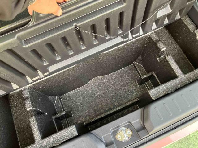 ムーヴキャンバスストライプスＧターボ両側電動スライドドア　ターボ車　オーディオレス　衝突回避支援ブレーキ　誤発進抑制装置　アイドリングストップ　スマートキー　盗難防止装置　イモビライザー　オートライト　オートマチックハイビーム（千葉県）の中古車