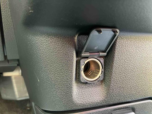 ムーヴキャンバスストライプスＧターボ両側電動スライドドア　ターボ車　オーディオレス　衝突回避支援ブレーキ　誤発進抑制装置　アイドリングストップ　スマートキー　盗難防止装置　イモビライザー　オートライト　オートマチックハイビーム（千葉県）の中古車