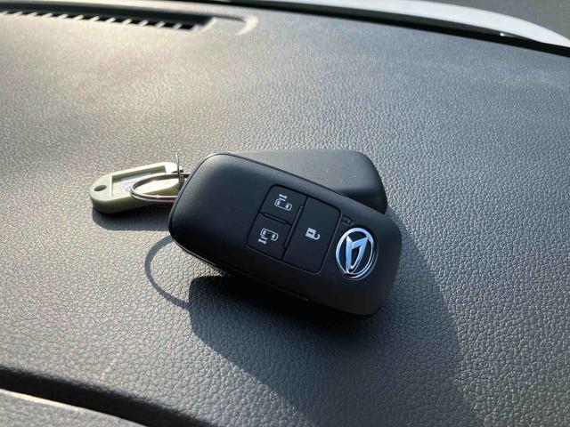 ムーヴキャンバスストライプスＧターボ両側電動スライドドア　ターボ車　オーディオレス　衝突回避支援ブレーキ　誤発進抑制装置　アイドリングストップ　スマートキー　盗難防止装置　イモビライザー　オートライト　オートマチックハイビーム（千葉県）の中古車