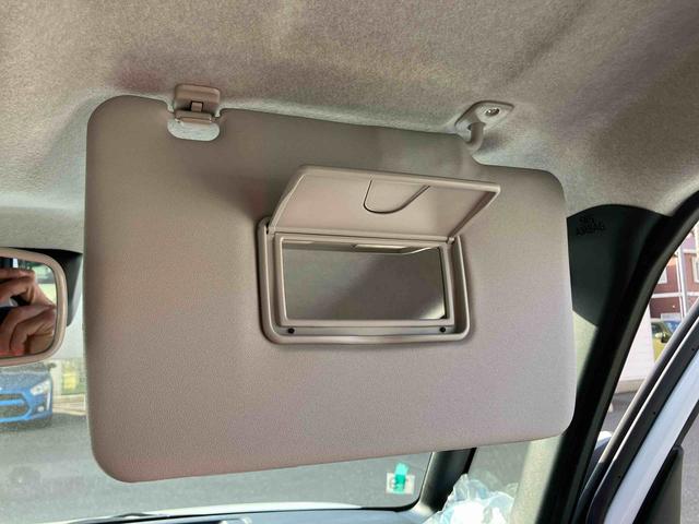 ムーヴキャンバスストライプスＧターボ両側電動スライドドア　ターボ車　オーディオレス　衝突回避支援ブレーキ　誤発進抑制装置　アイドリングストップ　スマートキー　盗難防止装置　イモビライザー　オートライト　オートマチックハイビーム（千葉県）の中古車