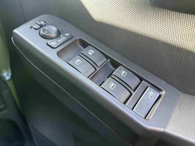 タフトG クロムベンチャースカイルーフ・電動パーキングブレーキ・LEDヘッドライト・サイドエアバッグ・ルーフレール・オートライト・プッシュボタンエンジンスタート・バックカメラ・コーナーセンサー・衝突回避支援ブレーキ(千葉県)の中古車