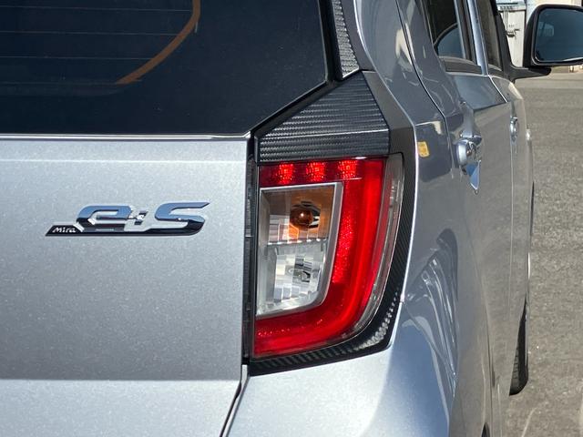 ミライースＸ　ＳＡIIIＬＥＤヘッドランプ　オートライト　オートハイビーム　デジタルメーター　プライバシーガラス　電動格納ドアミラー　スマアシ　コーナーセンサー　サイドレバー式駐車ブレーキ　キーレスエントリー　盗難防止警報（千葉県）の中古車