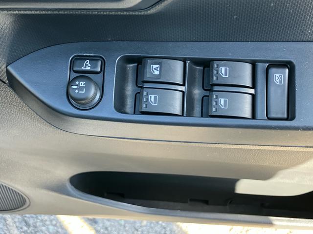 ミライースＸ　ＳＡIIIＬＥＤヘッドランプ　オートライト　オートハイビーム　デジタルメーター　プライバシーガラス　電動格納ドアミラー　スマアシ　コーナーセンサー　サイドレバー式駐車ブレーキ　キーレスエントリー　盗難防止警報（千葉県）の中古車