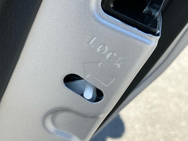 ミライースＸ　ＳＡIIIＬＥＤヘッドランプ　オートライト　オートハイビーム　デジタルメーター　プライバシーガラス　電動格納ドアミラー　スマアシ　コーナーセンサー　サイドレバー式駐車ブレーキ　キーレスエントリー　盗難防止警報（千葉県）の中古車