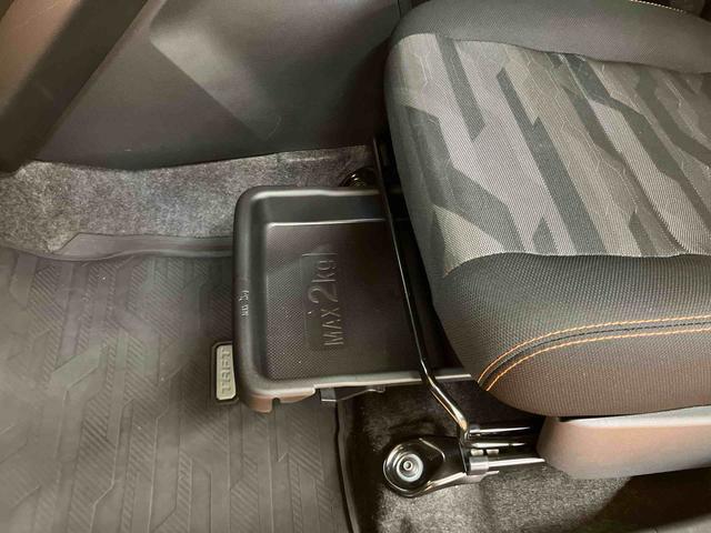 タフトＧバックカメラ連動フルセグナビ　ＵＳＢ接続　ブルートゥース対応　フロント．リヤドライブレコーダー連動　ＥＴＣ　スカイフィールトップ　　前後コーナーセンサー　ホールド機能付き電動パーキングブレーキ（千葉県）の中古車