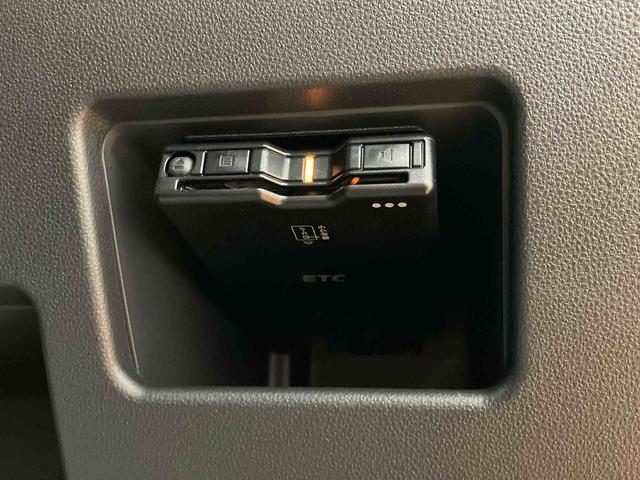 ムーヴキャンバスＧブラックアクセントＶＳ　ＳＡIIIナビ／ＢＴ／ＴＶ／ＤＩＳＣ／全周囲カメラ　前後ドラレコ　ＥＴＣ　コーナーセンサー　両側パワスラ　ＬＥＤヘッド＆フォグ　黒グリル／モール　黒内装　スマートキー　運転席シートヒーター　置きラクＢＯＸ（千葉県）の中古車