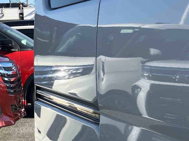 ハイゼットカーゴクルーズターボリミテッド４ＷＤ　ナビ／ＢＴ／ＴＶ／ＣＤ／ＤＶＤ　前ドラレコ　ＥＴＣ　フロントメッキグリル　トップシェイドガラス　ＬＥＤ荷室灯　電動格納ドアミラー　キーレスエントリー　パワーウインドウ　オーバーヘッドシェルフ（千葉県）の中古車