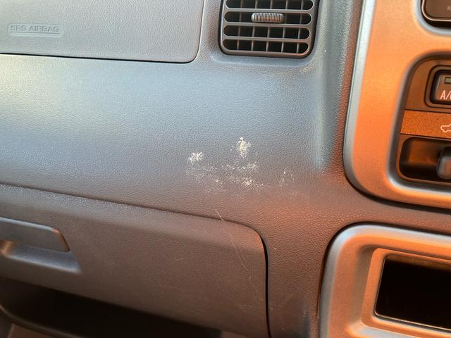 ハイゼットカーゴクルーズターボリミテッド４ＷＤ　ナビ／ＢＴ／ＴＶ／ＣＤ／ＤＶＤ　前ドラレコ　ＥＴＣ　フロントメッキグリル　トップシェイドガラス　ＬＥＤ荷室灯　電動格納ドアミラー　キーレスエントリー　パワーウインドウ　オーバーヘッドシェルフ（千葉県）の中古車