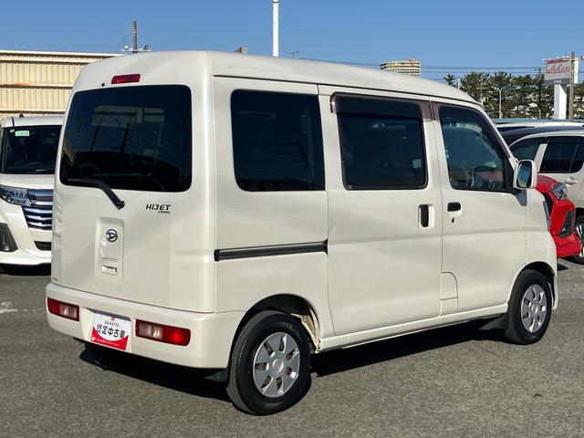 ハイゼットカーゴクルーズターボリミテッド４ＷＤ　ナビ／ＢＴ／ＴＶ／ＣＤ／ＤＶＤ　前ドラレコ　ＥＴＣ　フロントメッキグリル　トップシェイドガラス　ＬＥＤ荷室灯　電動格納ドアミラー　キーレスエントリー　パワーウインドウ　オーバーヘッドシェルフ（千葉県）の中古車