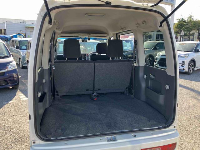 ハイゼットカーゴクルーズターボリミテッド４ＷＤ　ナビ／ＢＴ／ＴＶ／ＣＤ／ＤＶＤ　前ドラレコ　ＥＴＣ　フロントメッキグリル　トップシェイドガラス　ＬＥＤ荷室灯　電動格納ドアミラー　キーレスエントリー　パワーウインドウ　オーバーヘッドシェルフ（千葉県）の中古車